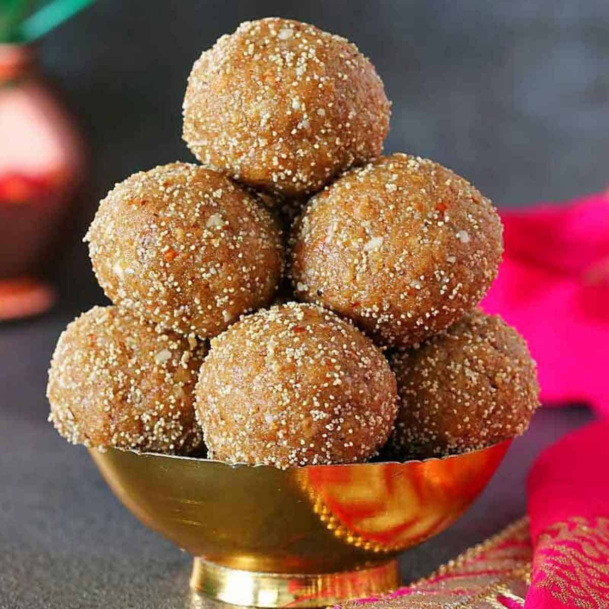 Churma Ladoo